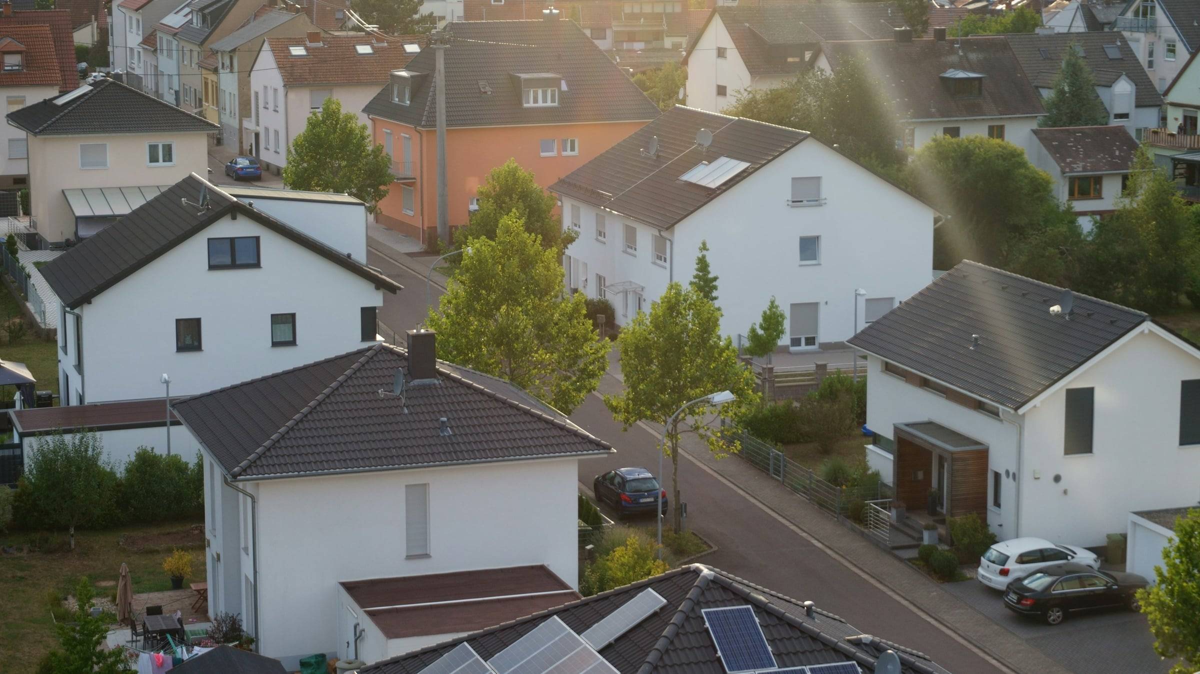 Wohngebiet mit Einfamilienhäusern